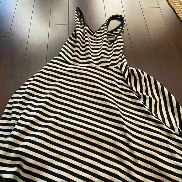 Old navy striped tank dress - Picture 2 of 2